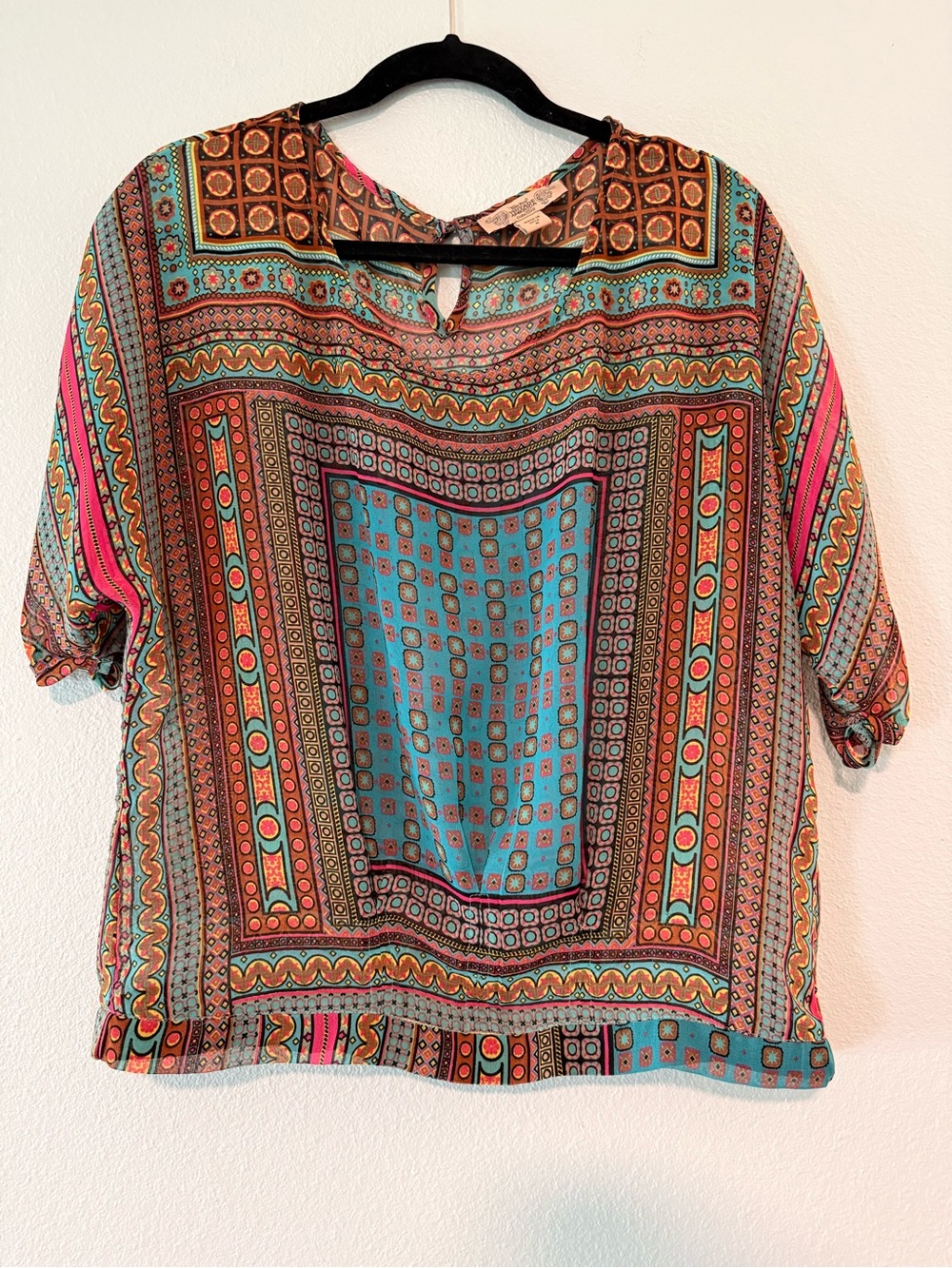 Printed Short-Sleeve Blouse in Turquoise, Coral & Brown - Size Small